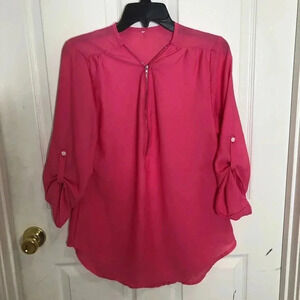 Beautiful pink top size medium